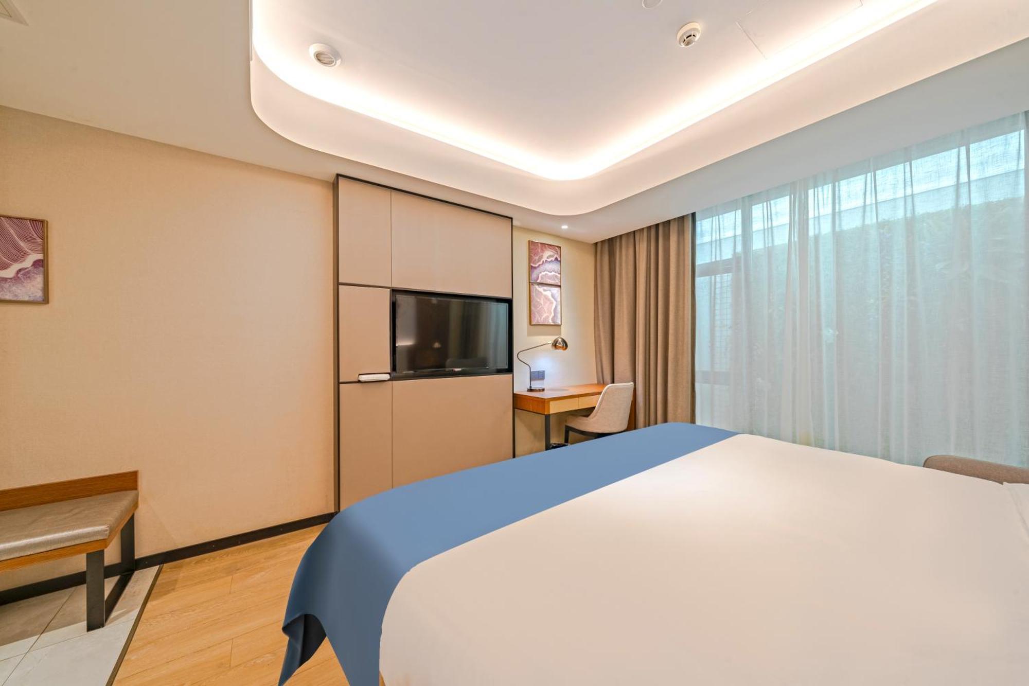 Yunfei - Hongqiao Wuzhong Road Branch 3*