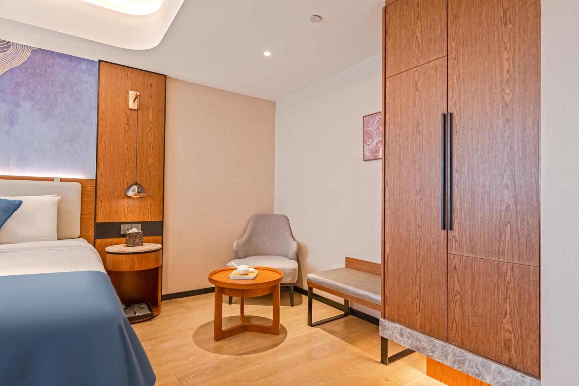 Yunfei - Hongqiao Wuzhong Road Branch Shanghai